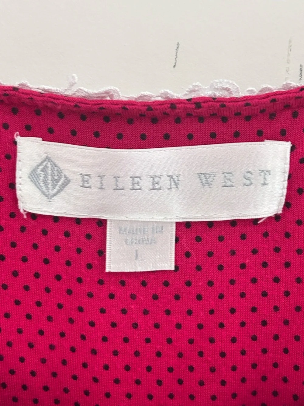 Eileen West Long Magenta Polka Dot Long Sleeve Nightgown Size Large - Picture 9 of 10